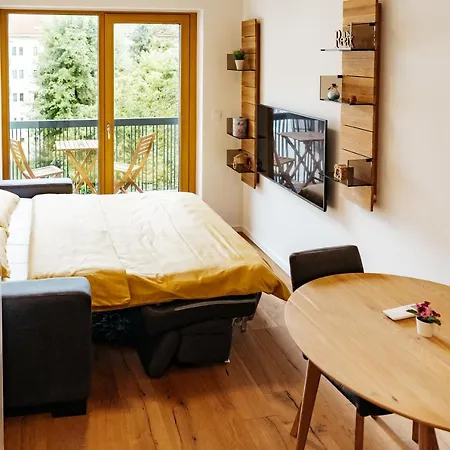 Woody - Comfy In Siska Apartman