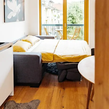 Woody - Comfy In Siska Ljubljana