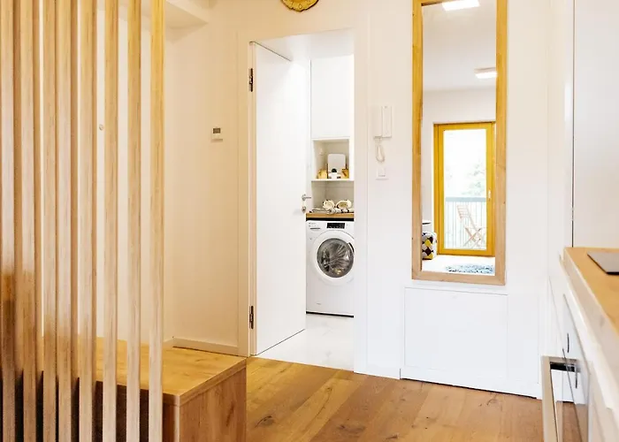 Woody - Comfy In Siska 아파트 류블랴나