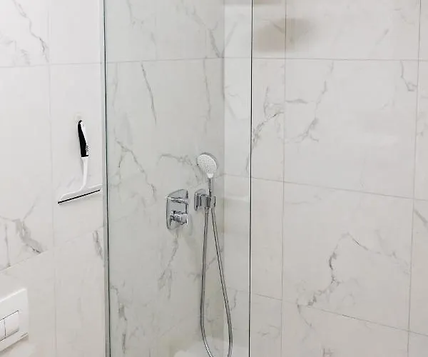 Woody - Comfy In Siska *