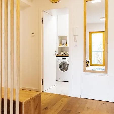 Woody - Comfy In Siska Appartement Ljubljana